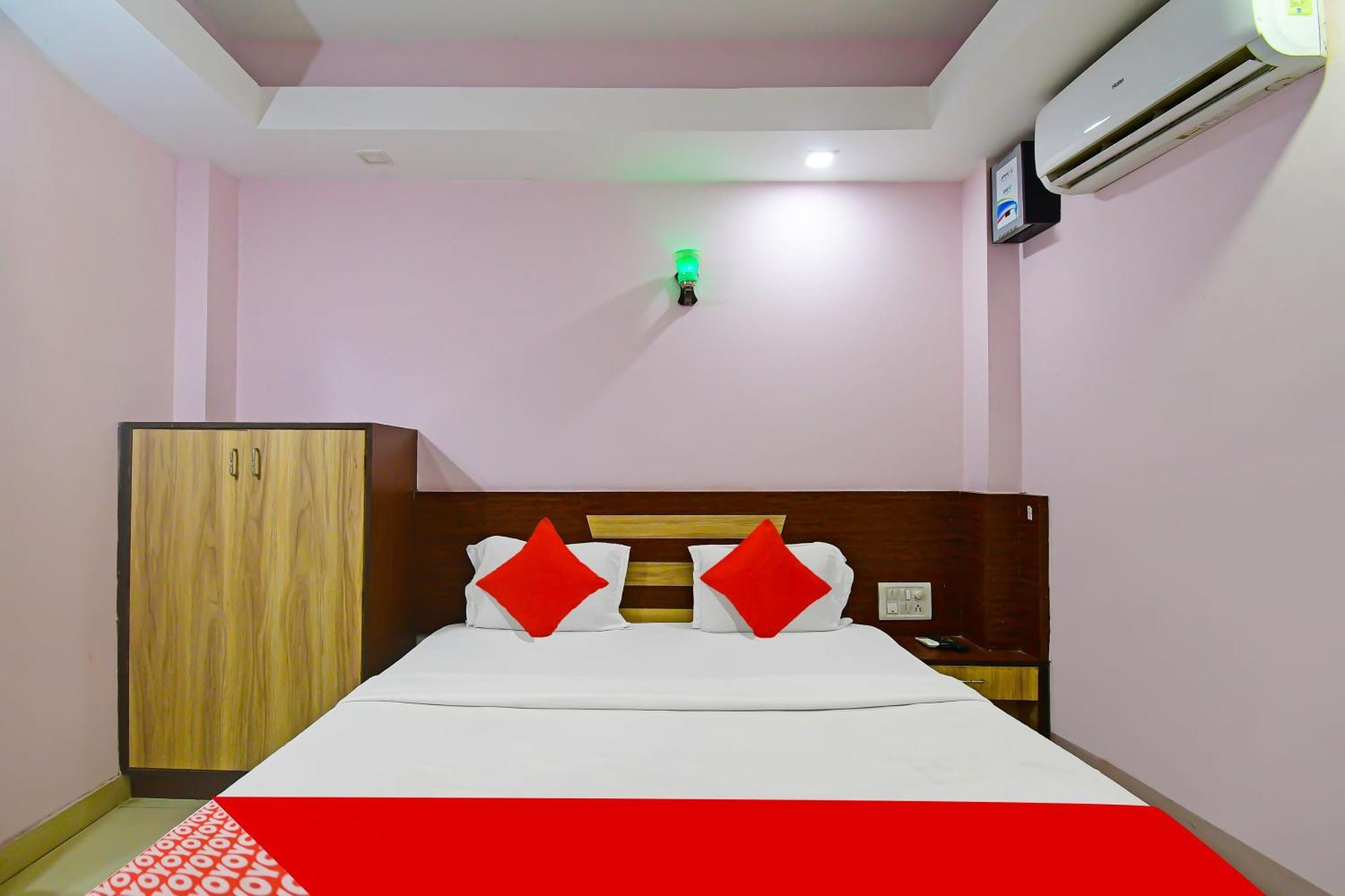 Oyo Flagship Hotel Sea Garden Puri Eksteriør bilde